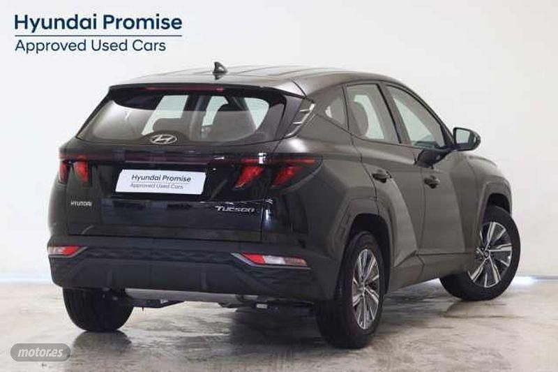 Usado Hyundai Tucson 150 CV (110 kW) 2024 Abyss black SUV