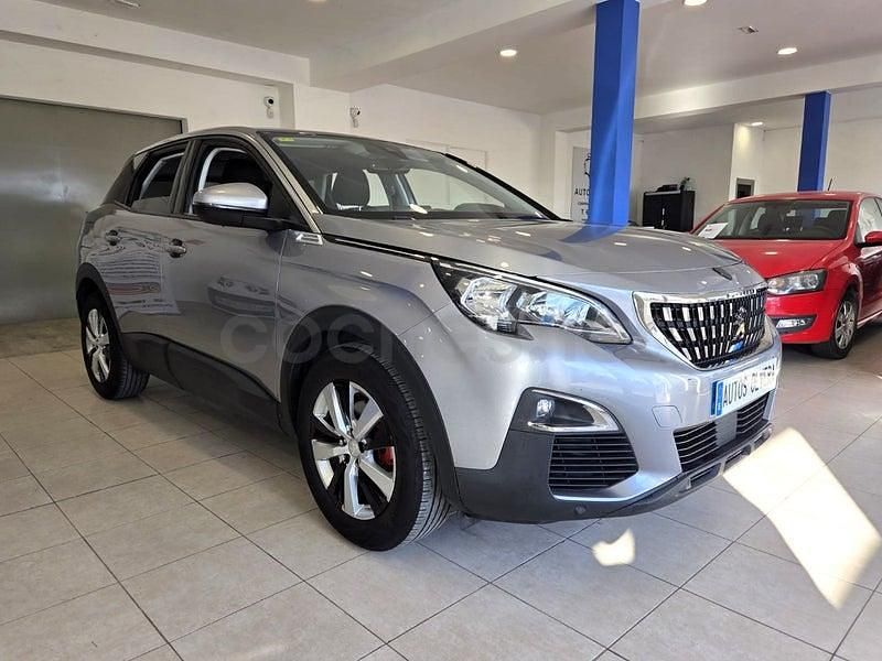 Usado Peugeot 3008 GT-line 120 CV (88 kW) 2018 Gris / plata SUV