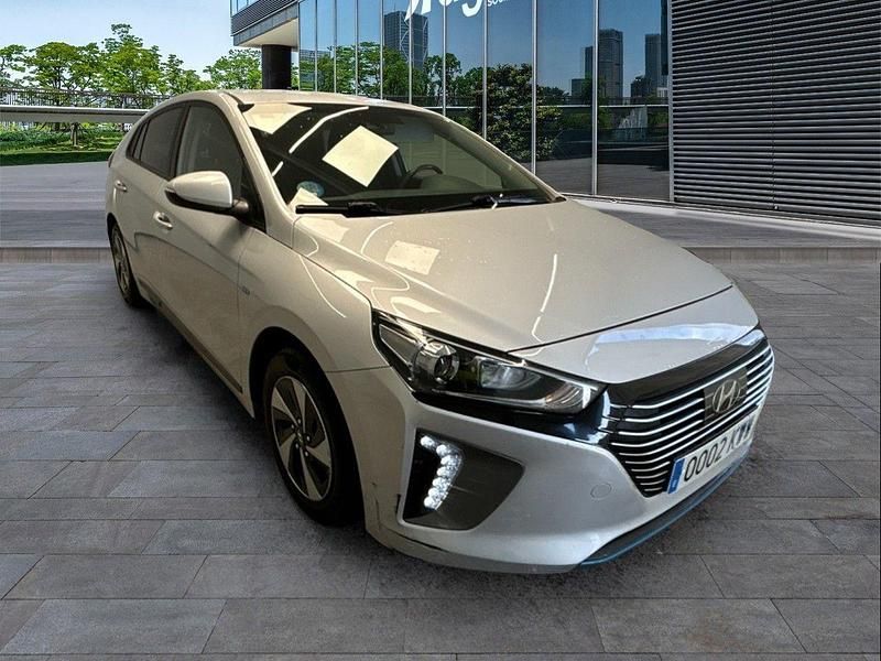 Usado Hyundai Ioniq 141 CV (103 kW) 2019 Gris Utilitario