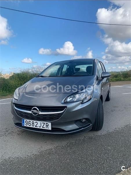 Usado Opel Corsa Color Edition 95 CV (69 kW) 2017 Gris / plata Berlina