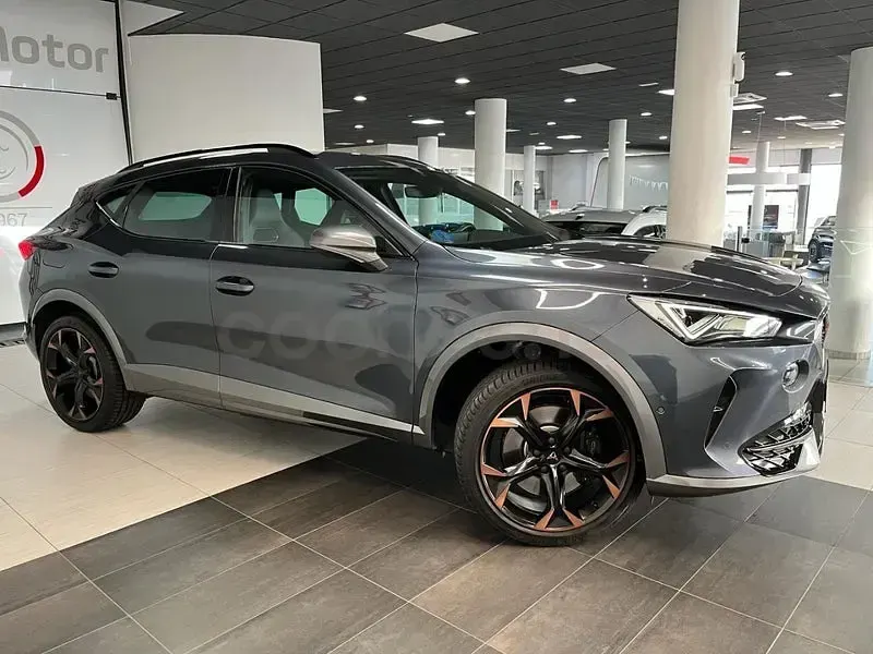 Usado Cupra Formentor 204 CV (150 kW) 2024 Azul SUV