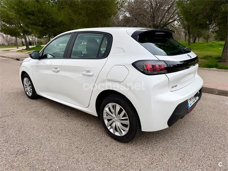 Usado Peugeot 208 Business-Line 100 CV (73 kW) 2022 Blanco Utilitario
