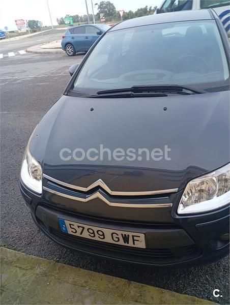 Usado Citroën C4 90 CV (66 kW) 2010 Azul Berlina