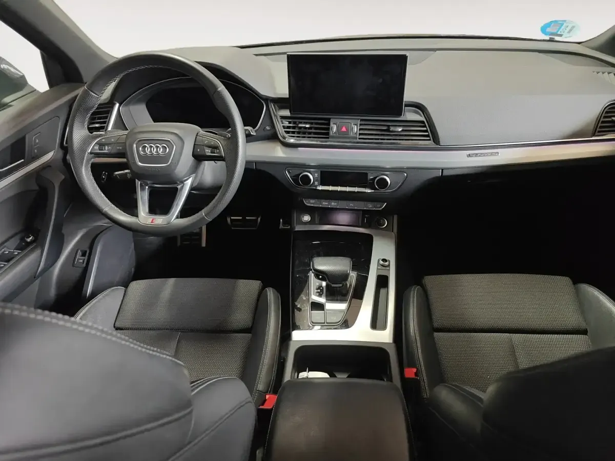 Usado Audi Q5 Sportback S-Line 204 CV (150 kW) 2022 Gris/plata SUV