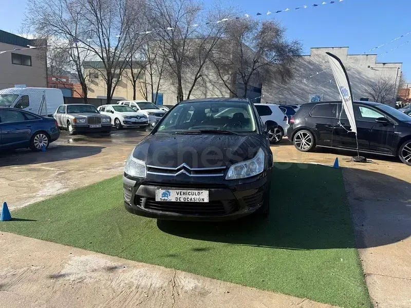 Usado Citroën C4 90 CV (66 kW) 2009 Negro Berlina