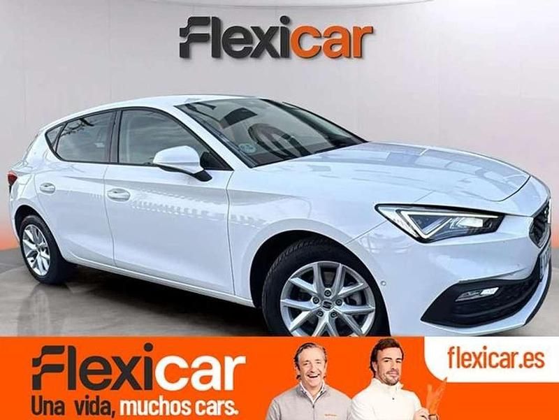 Blanco Usado 2022 Seat Leon FR Utilitario | 21.490 € (Buen precio) - Imagen 1/4