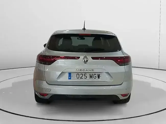 Usado Renault Mégane II Equilibre 116 CV (85 kW) 2023 Gris Berlina