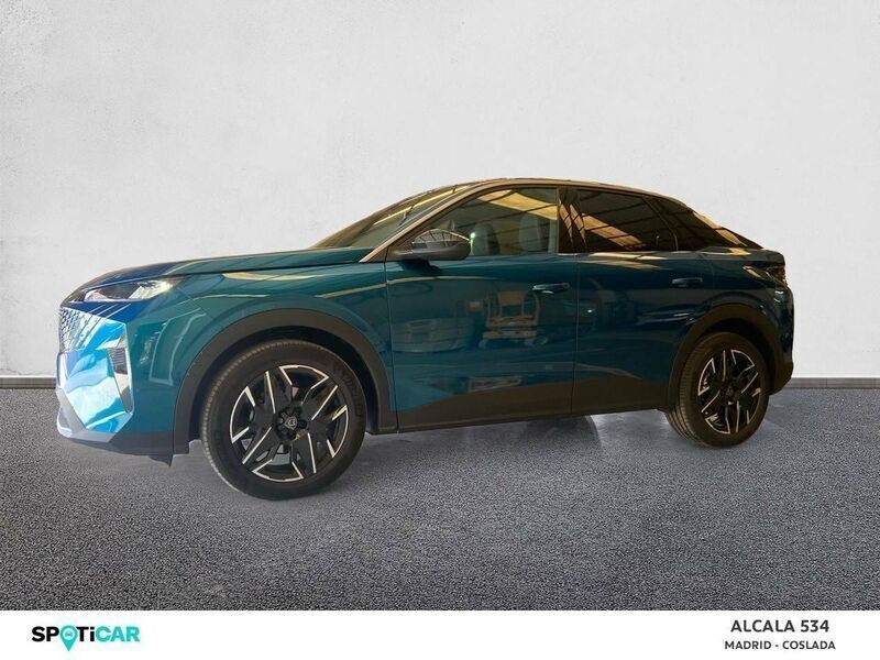 Usado Peugeot 3008 Allure 136 CV (100 kW) 2024 Azul SUV