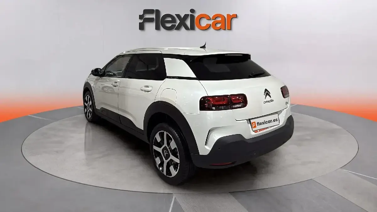 Usado Citroën C4 PureTech 110 CV (80 kW) 2018 Blanco Berlina