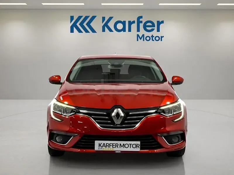 Usado Renault Mégane Zen 115 CV (84 kW) 2020 Rojo Berlina