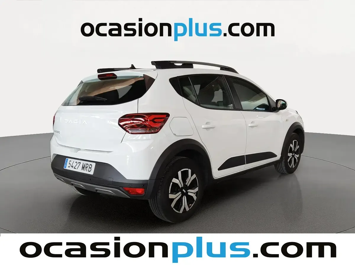 Usado Dacia Sandero Expression 91 CV (66 kW) 2024 Blanco Utilitario