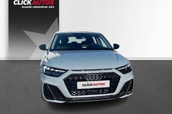 Usado Audi A1 Comfort 95 CV (69 kW) 2024 Rojo SUV