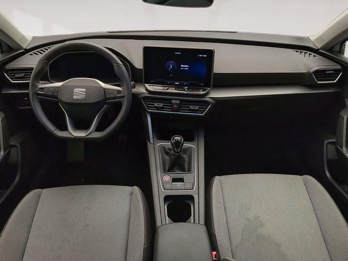 Usado Seat Leon Style 116 CV (85 kW) 2025 Negro