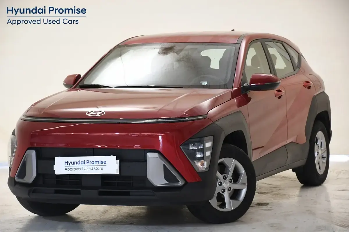 Usado Hyundai Kona 129 CV (94 kW) 2025 Granate SUV