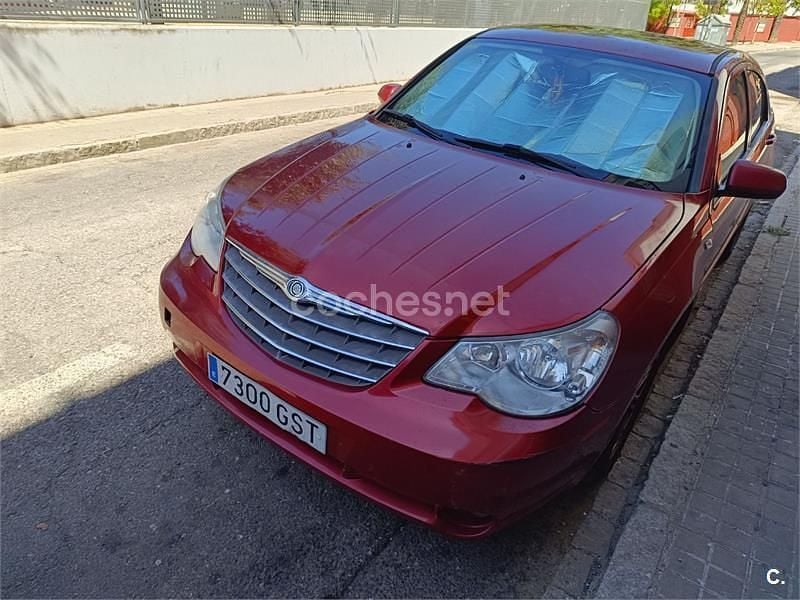 Granate Usado 2010 Chrysler Sebring Limited Berlina | 4500 € - Imagen 1/4
