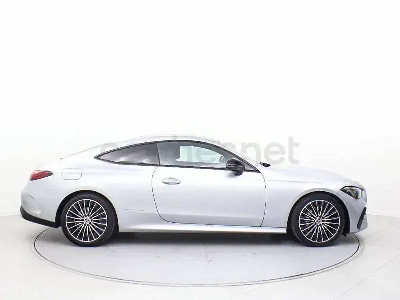 Usado Mercedes CLE220 197 CV (144 kW) 2025 Gris / plata Coupe