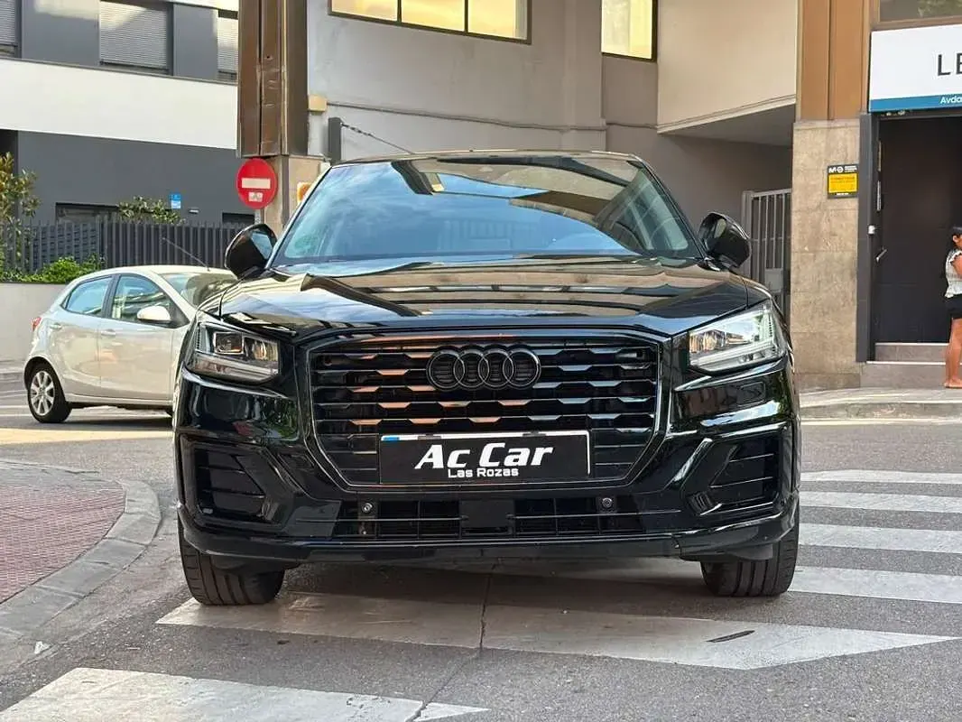 Usado Audi Q2 Exclusive 116 CV (85 kW) 2020 Negro SUV