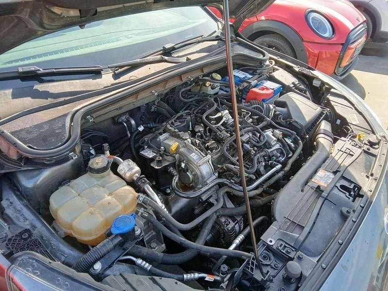 Usado Ford Focus Trend+ 125 CV (91 kW) 2020 Gris Familiar