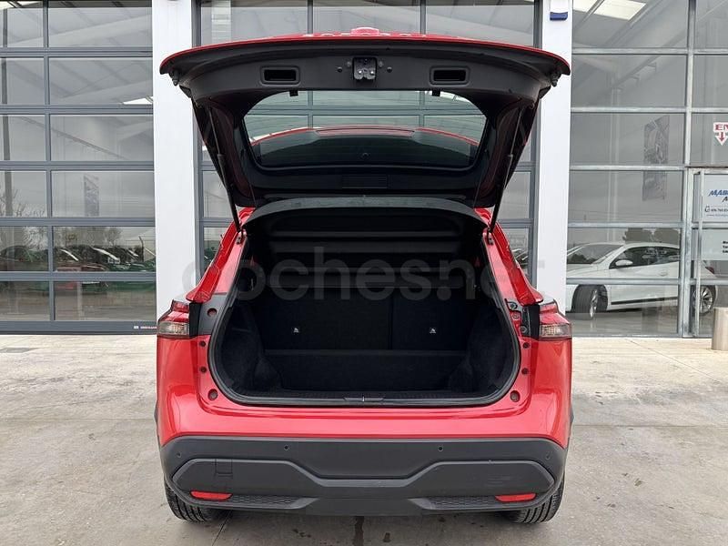 Usado Nissan Qashqai Visia 140 CV (102 kW) 2021 Rojo SUV