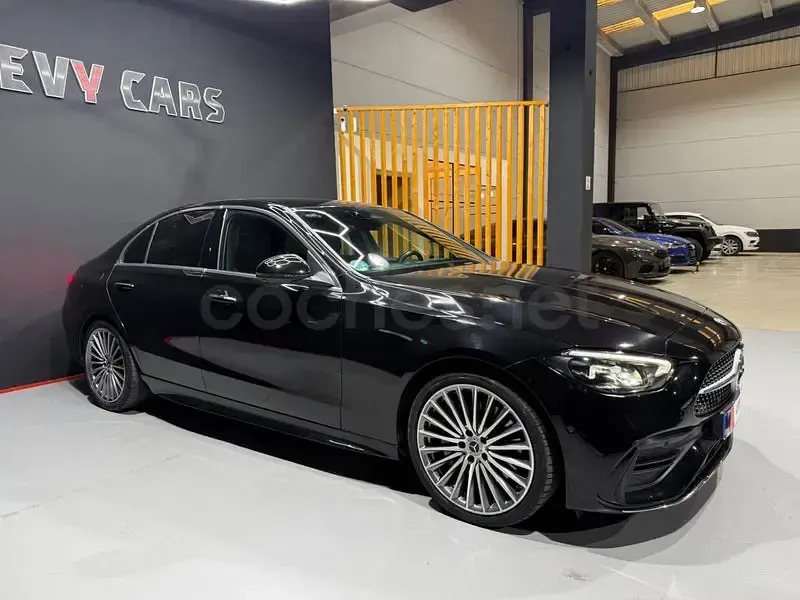 Usado Mercedes C220 200 CV (147 kW) 2024 Negro Berlina