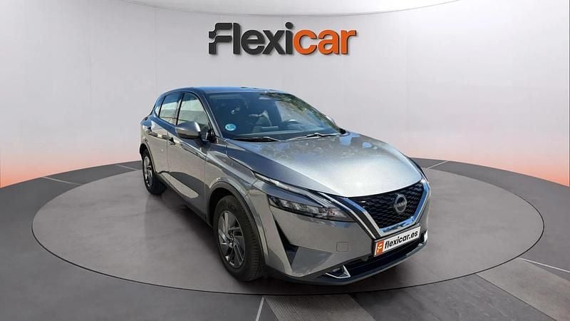 Usado Nissan Qashqai Acenta 140 CV (102 kW) 2022 Gris SUV