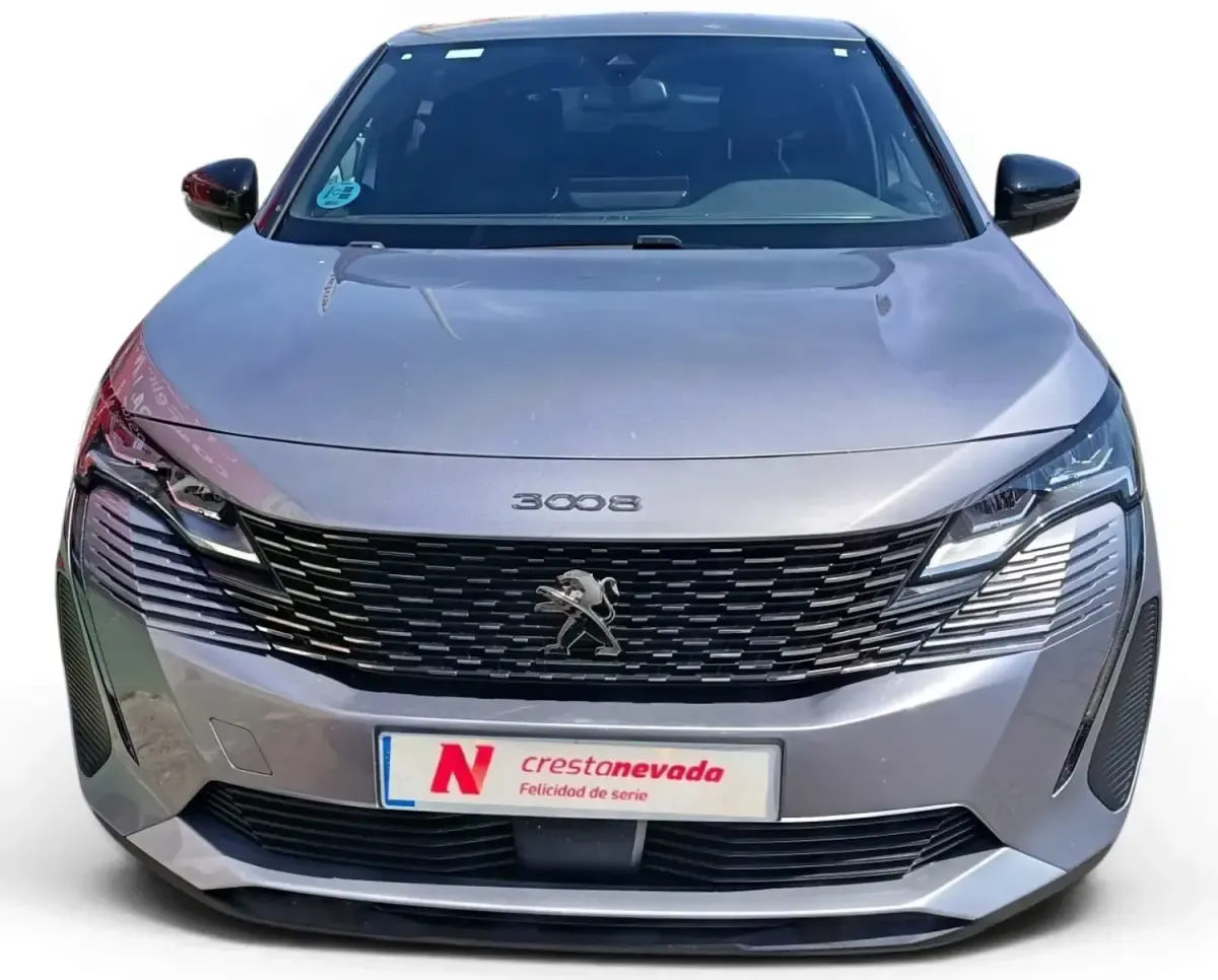 Usado Peugeot 3008 Allure 131 CV (96 kW) 2024 Gris SUV