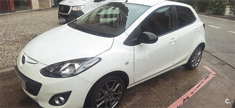 Usado Mazda 2 Style 75 CV (55 kW) 2014 Blanco Berlina