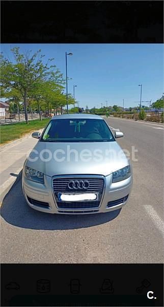 Usado Audi A3 Ambiente 105 CV (77 kW) 2005 Gris / plata Berlina