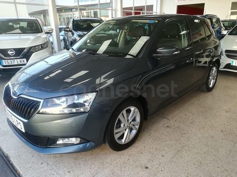 Occasion Skoda Fabia Ambition 95 ch (69 kW) 2021 Gris Berline