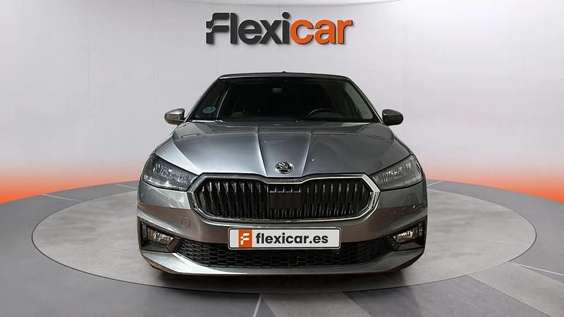 Usado Skoda Fabia Selection 95 CV (69 kW) 2024 Gris Utilitario