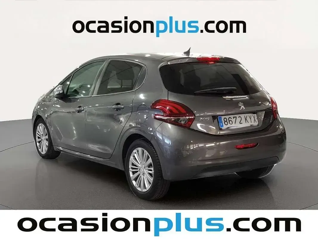 Usado Peugeot 208 Signature Sky 99 CV (72 kW) 2019 Gris Utilitario