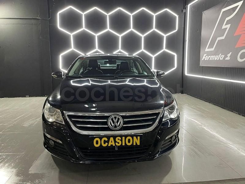 Usado VW Passat 160 CV (117 kW) 2010 Negro Berlina