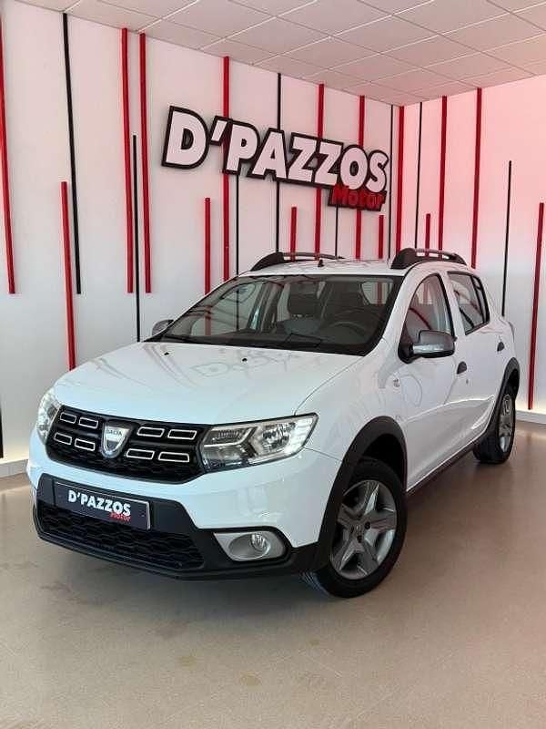 Blanco Usado 2020 Dacia Sandero Essentiel Utilitario | 9999 € (Precio justo) - Imagen 1/4