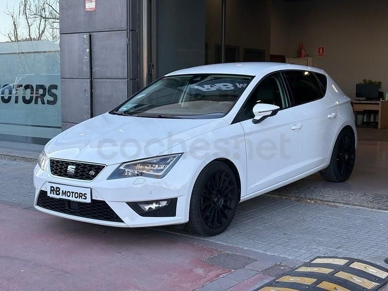 Usado Seat Leon FR 150 CV (110 kW) 2017 Blanco Berlina