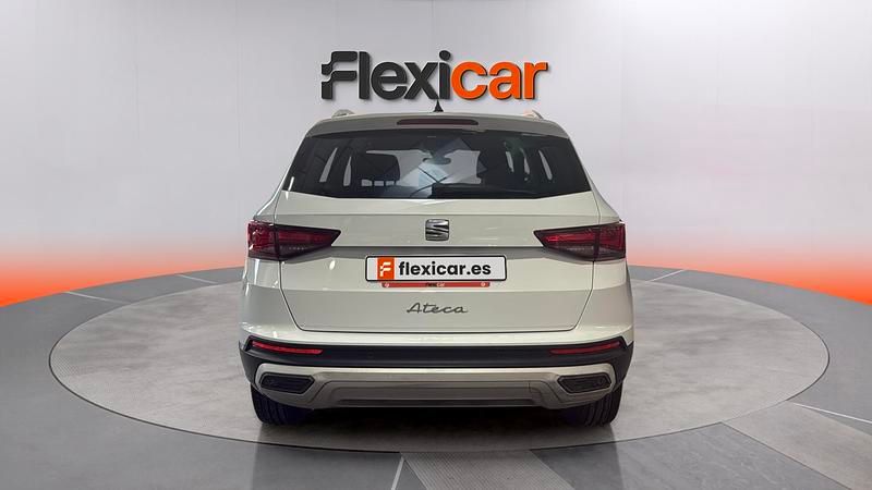 Usado Seat Ateca 150 CV (110 kW) 2022 Blanco SUV