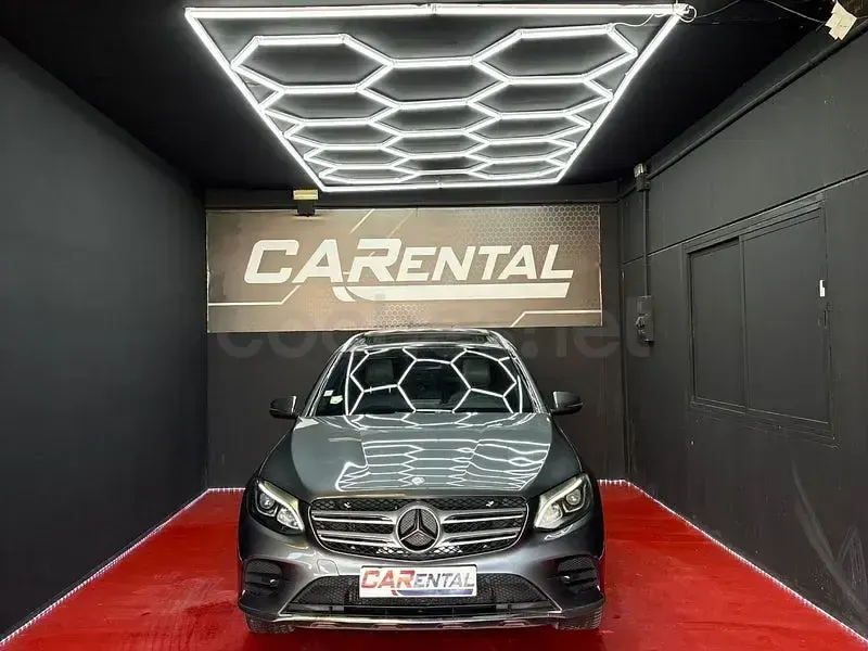 Usado Mercedes GLC220 AMG line 170 CV (125 kW) 2016 Gris / plata SUV
