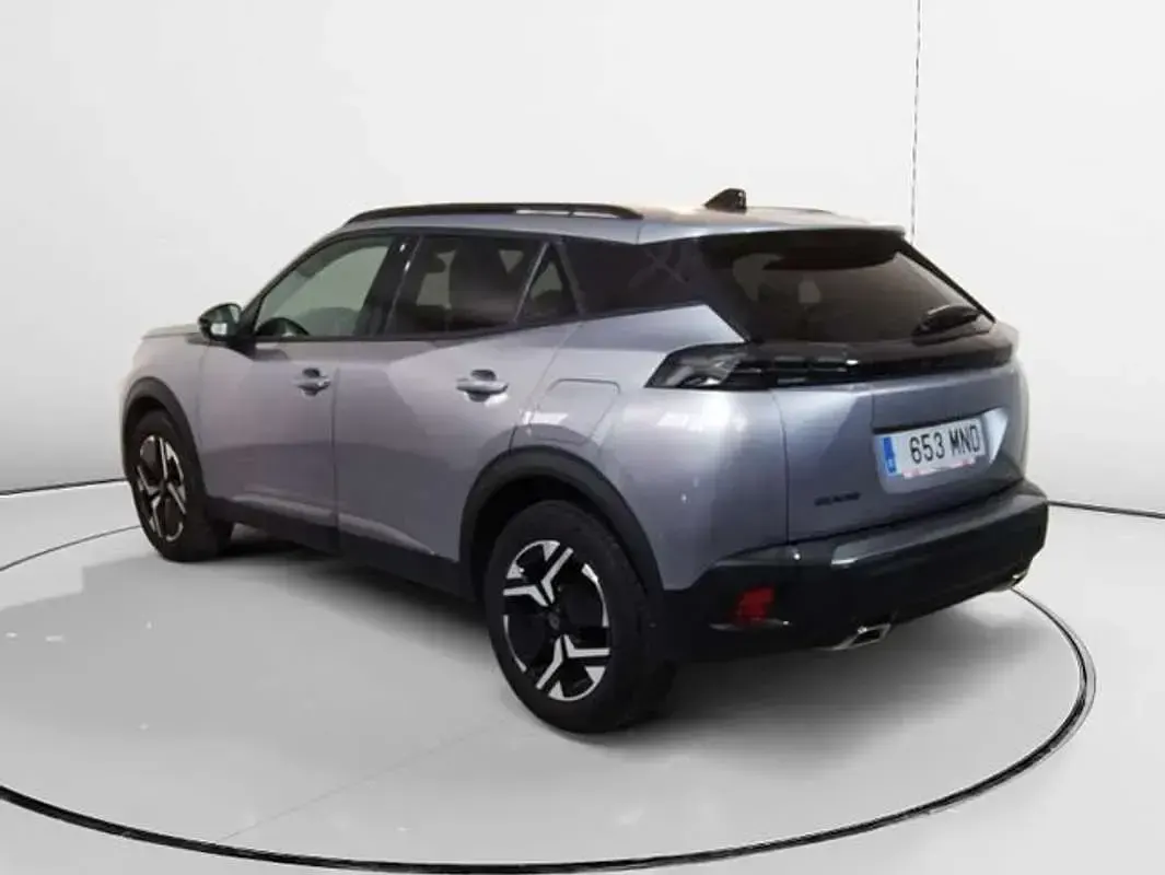 Usado Peugeot 2008 Allure 131 CV (96 kW) 2024 Gris SUV