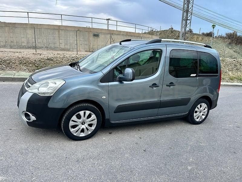 Usado Citroën Berlingo 90 CV (66 kW) 2010 Azul Monovolumen