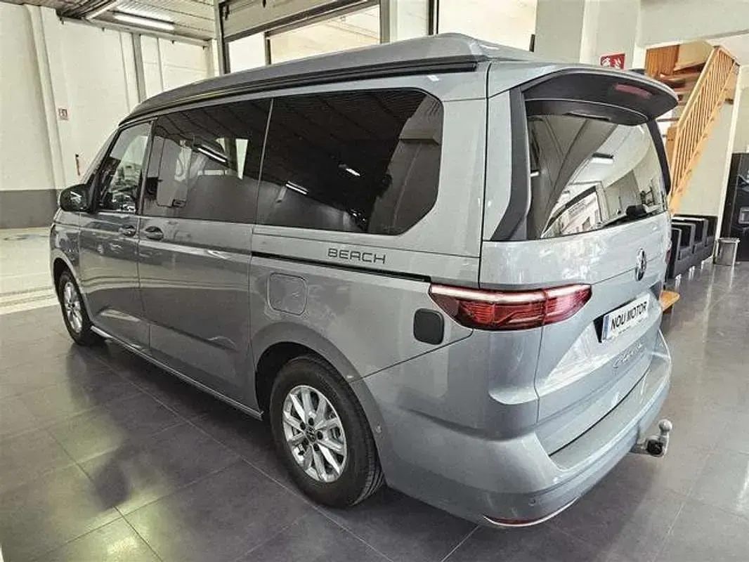 Nuevo VW California Beach 150 CV (110 kW) 2025 Gris Van