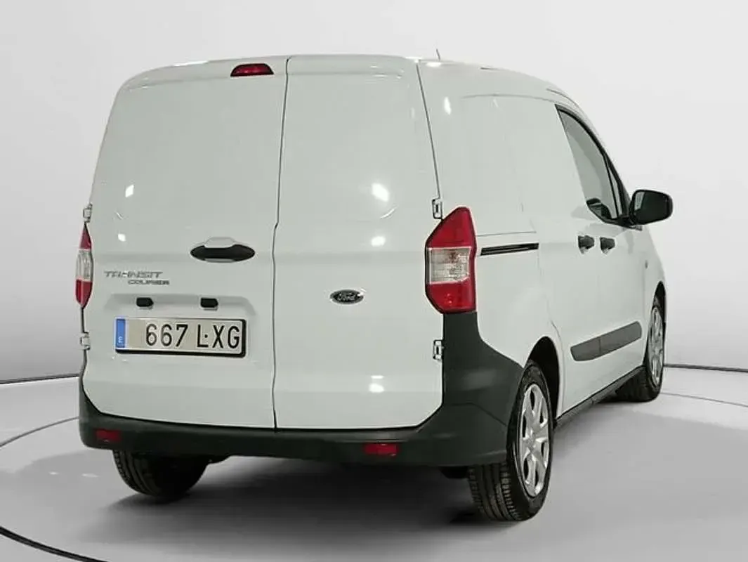 Usado Ford Transit Trend 101 CV (74 kW) 2022 Blanco Van