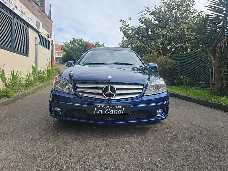 Usado Mercedes CLC220 150 CV (110 kW) 2009 Azul Utilitario