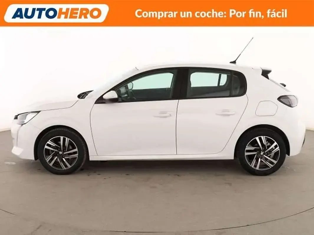 Usado Peugeot 208 Allure 102 CV (75 kW) 2019 Blanco Utilitario