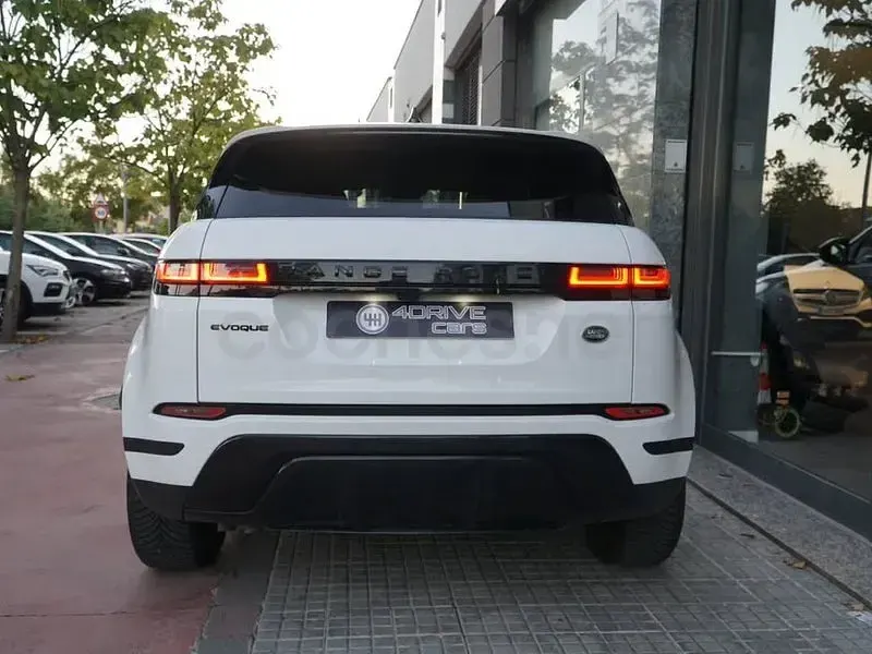 Begagnad Land Rover Range Rover evoque HSE 180 HK (132 kW) 2020 Vit SUV