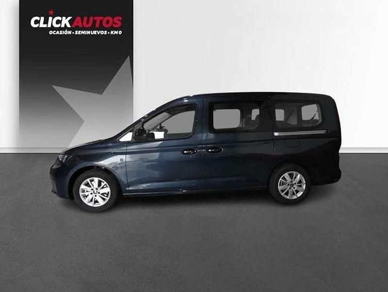 Usado VW Caddy 103 CV (75 kW) 2024 Azul Monovolumen