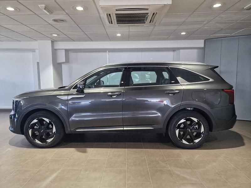 Usado Kia Sorento 252 CV (185 kW) 2024 Gris / plata SUV
