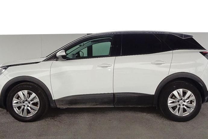 Usado Peugeot 3008 Active 130 CV (95 kW) 2019