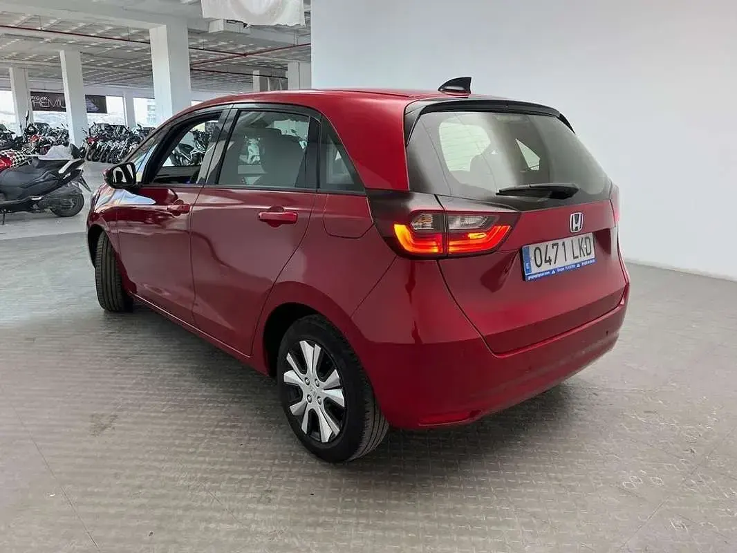 Usado Honda Jazz Elegance 109 CV (80 kW) 2020 Burdeos Utilitario