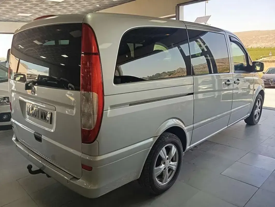 Usado Mercedes Vito 136 CV (100 kW) 2013 Gris Van