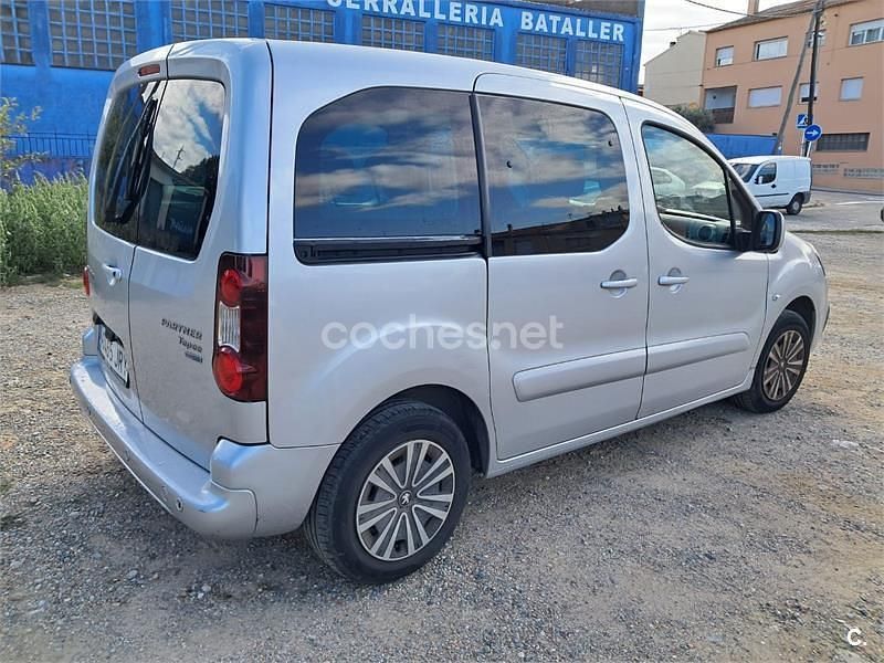 Gris / plata Usado 2016 Peugeot Partner Tepee Active Monovolumen | 10.200 € (Precio justo) - Imagen 1/4