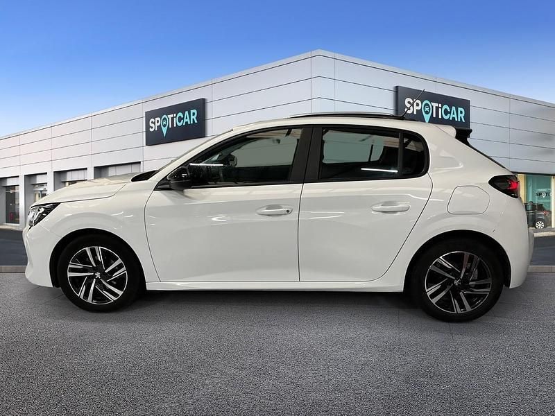 Usado Peugeot 208 Active 100 CV (73 kW) 2022 Blanco Utilitario